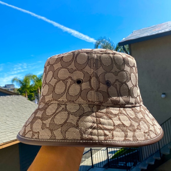 COPY - Coach Bucket Hat - Picture 1 of 2